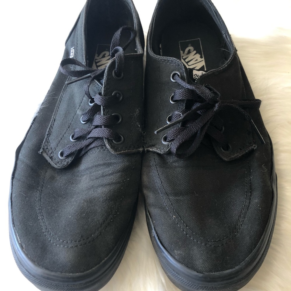 Men’s low top Vans